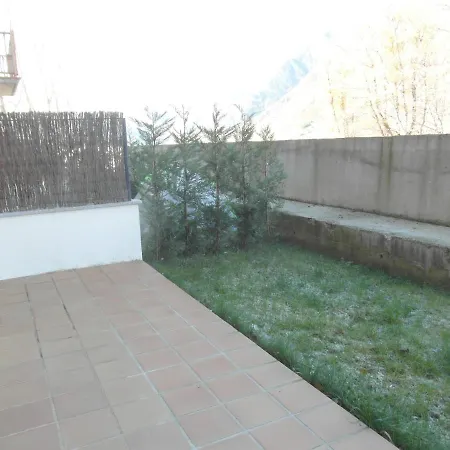 B25 - La Granja, Bajo Con Jardin - Villmor * ベナスケ